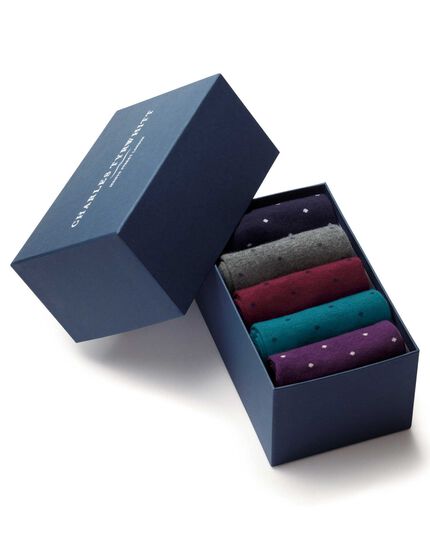 Related Stores Hey all, enterenjoying.ml You may or may not like their politics but Sydney radio station 2GB has an offer in conjunction with Charles Tyrwhitt Shirts - Three.